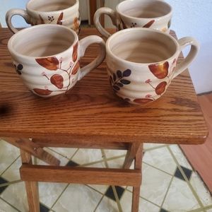 4 Home Trends Shadowwood Mugs